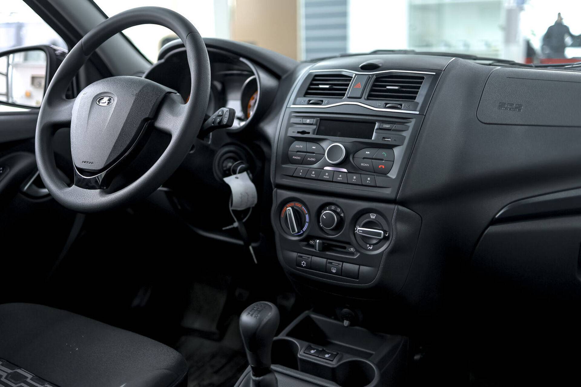 Lada Granta Cross Comfort 24 1.6 90hp 5MT