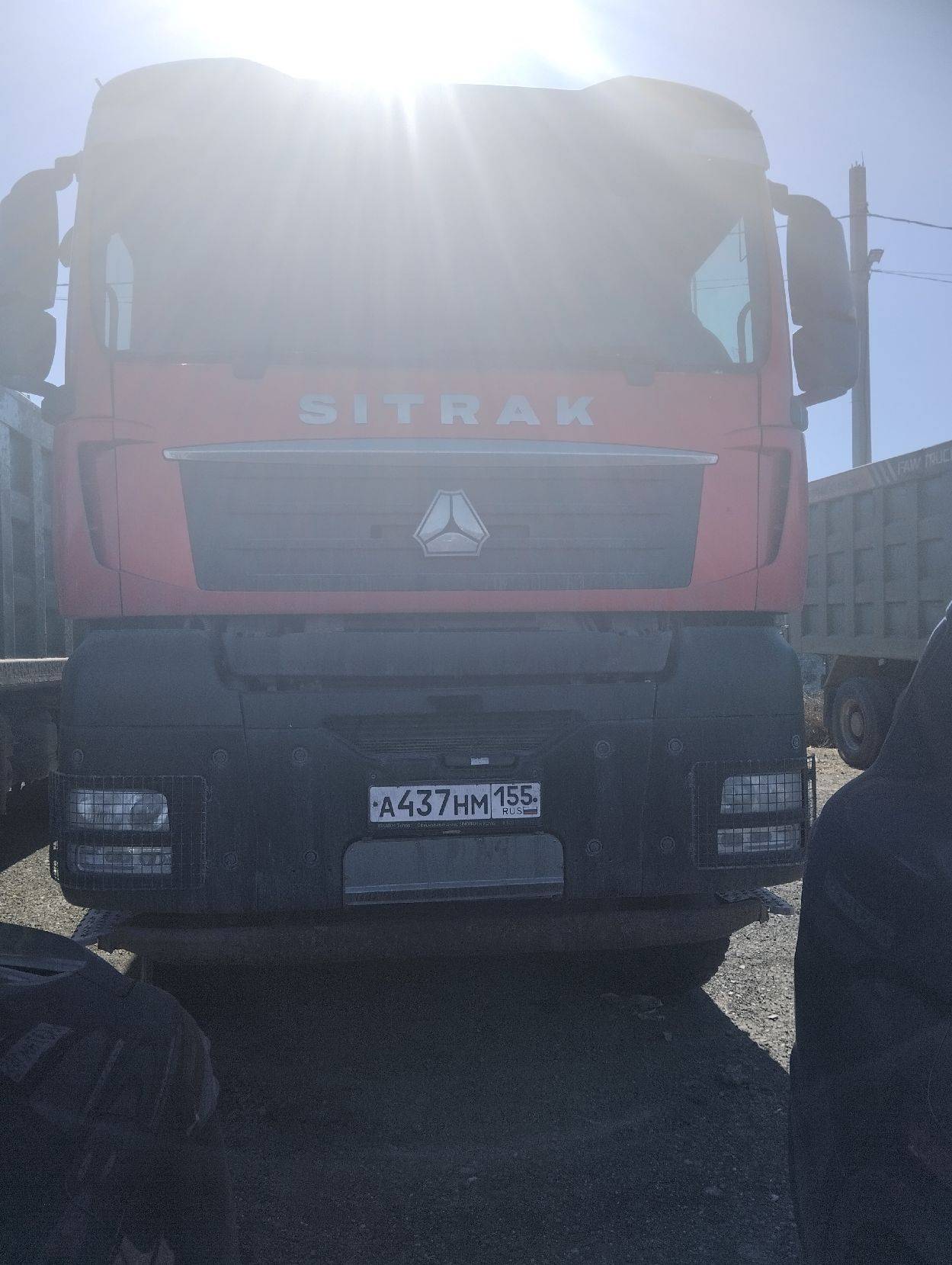 Sitrak ZZ3316V386ME