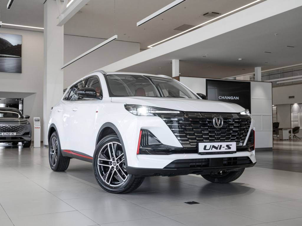 Changan Uni-S Tech 1.5T 7AT