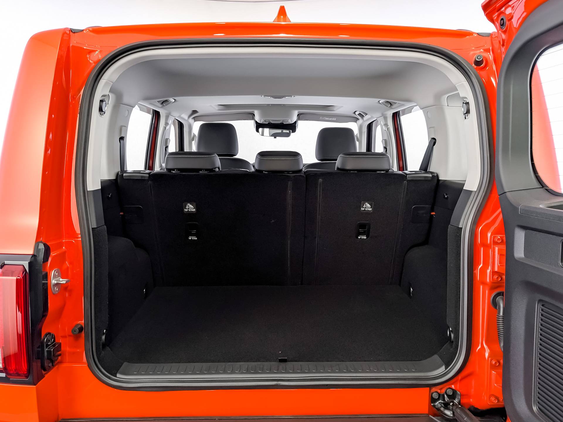 Tank 300 Adventure 2.0 8AT 4WD