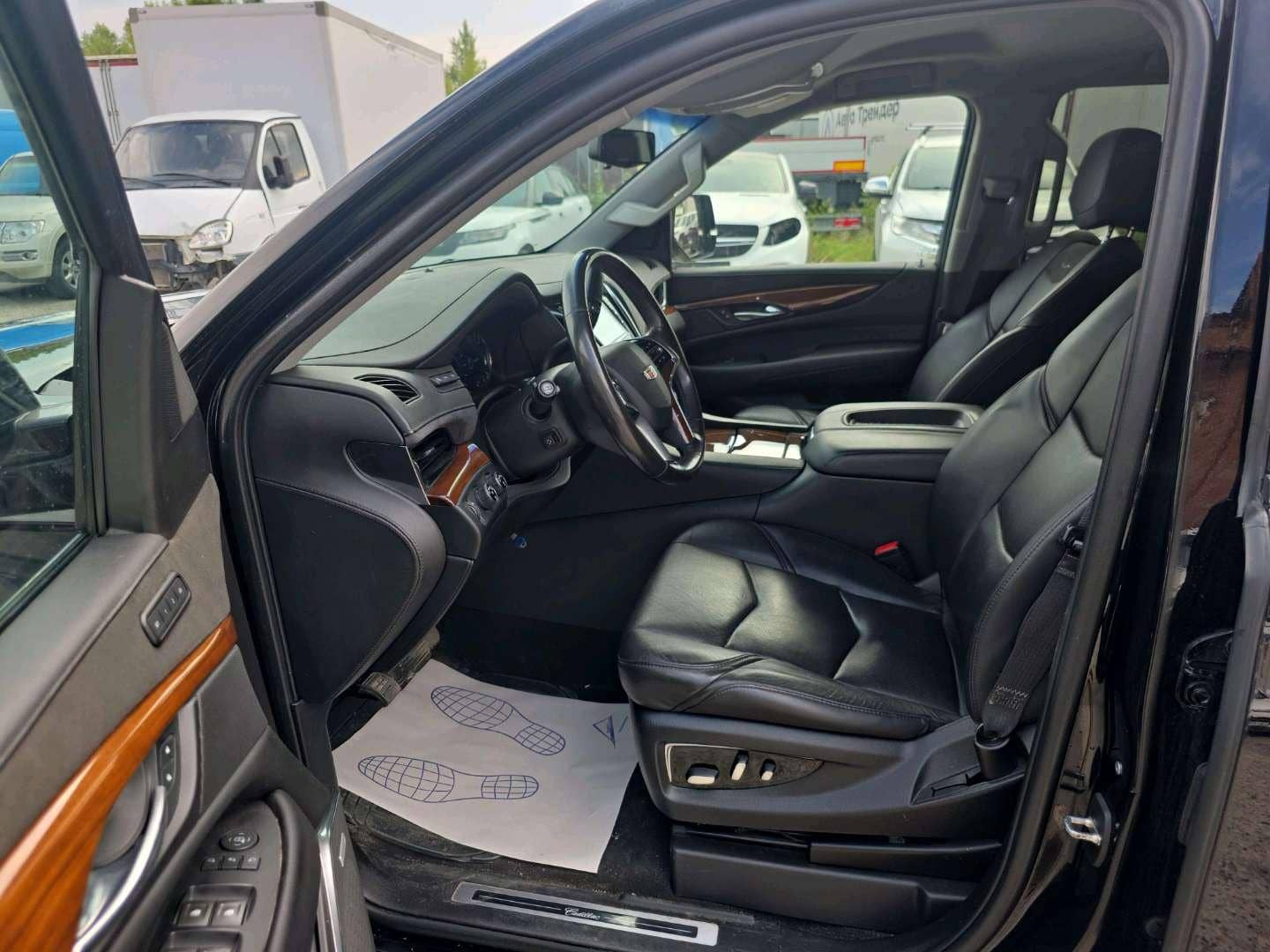 Cadillac Escalade,  85 993 км, 2019 года в лизинг