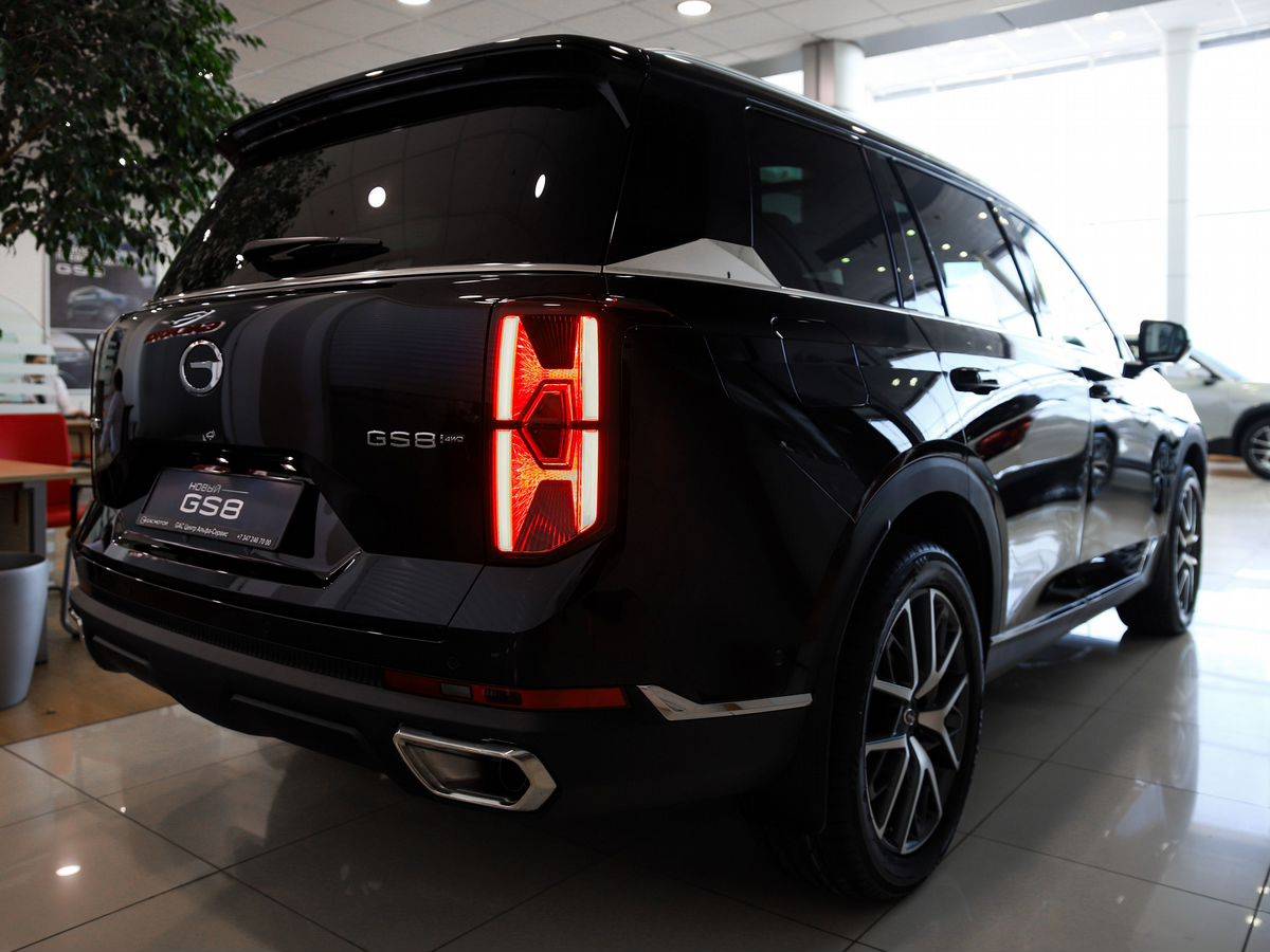 GAC GS8 GX Premium 2.0 8AT 4WD