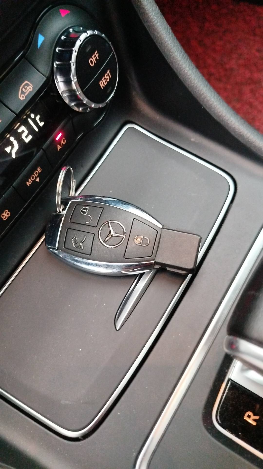 Mercedes-Benz GLA,  42 479 км, 2018 года в лизинг