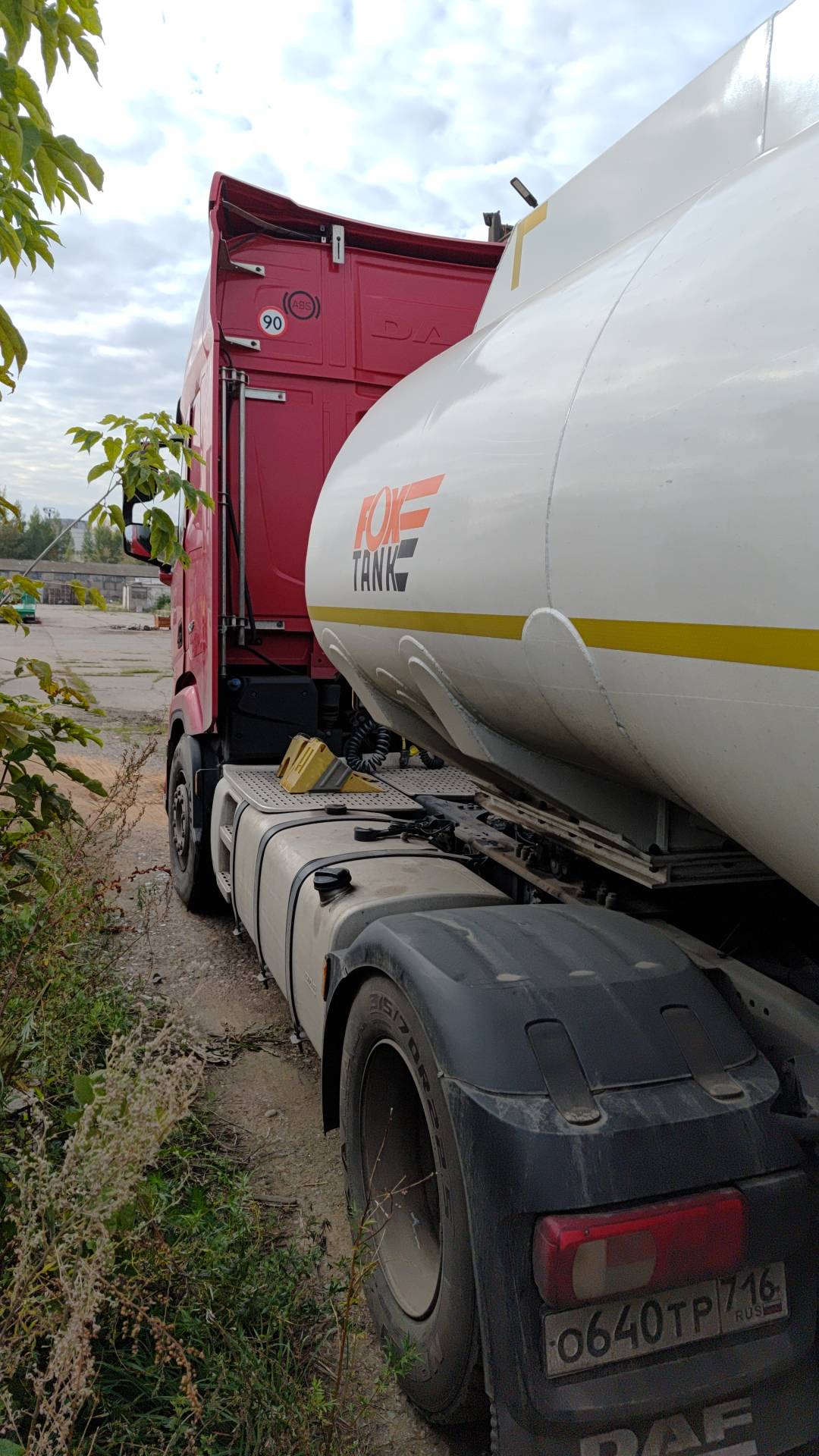 DAF XF 450 FT 4x2 (Space Cab),  338 028 км, 2022 года в лизинг