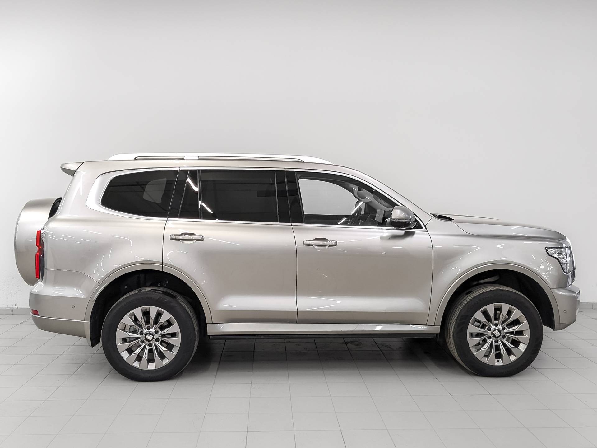 Tank 500 Urban 2.0 HEV 9AT 4WD