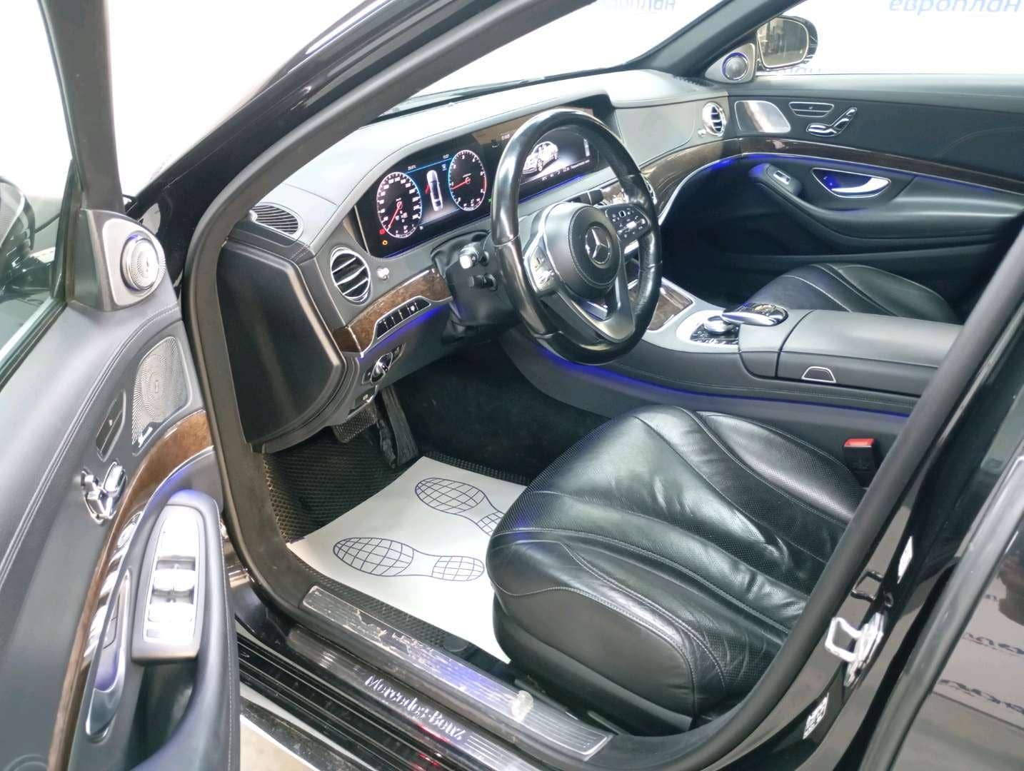Mercedes-Benz S седан,  289 295 км, 2018 года в лизинг