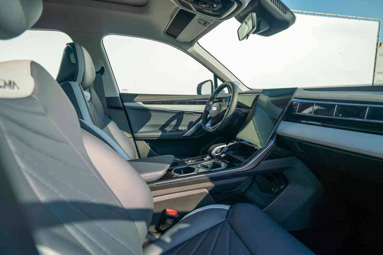 Geely Atlas Флагман 2.0Т АТ полный привод