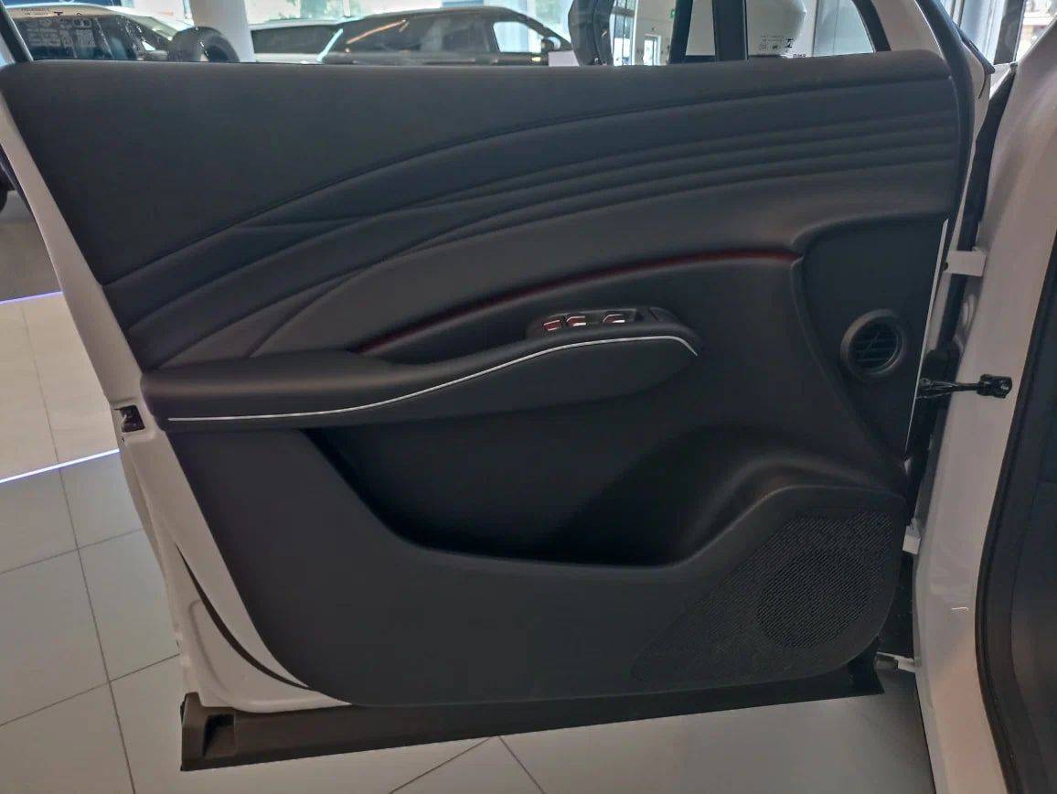 OMODA C7 1.6Т DCT 4WD Active 