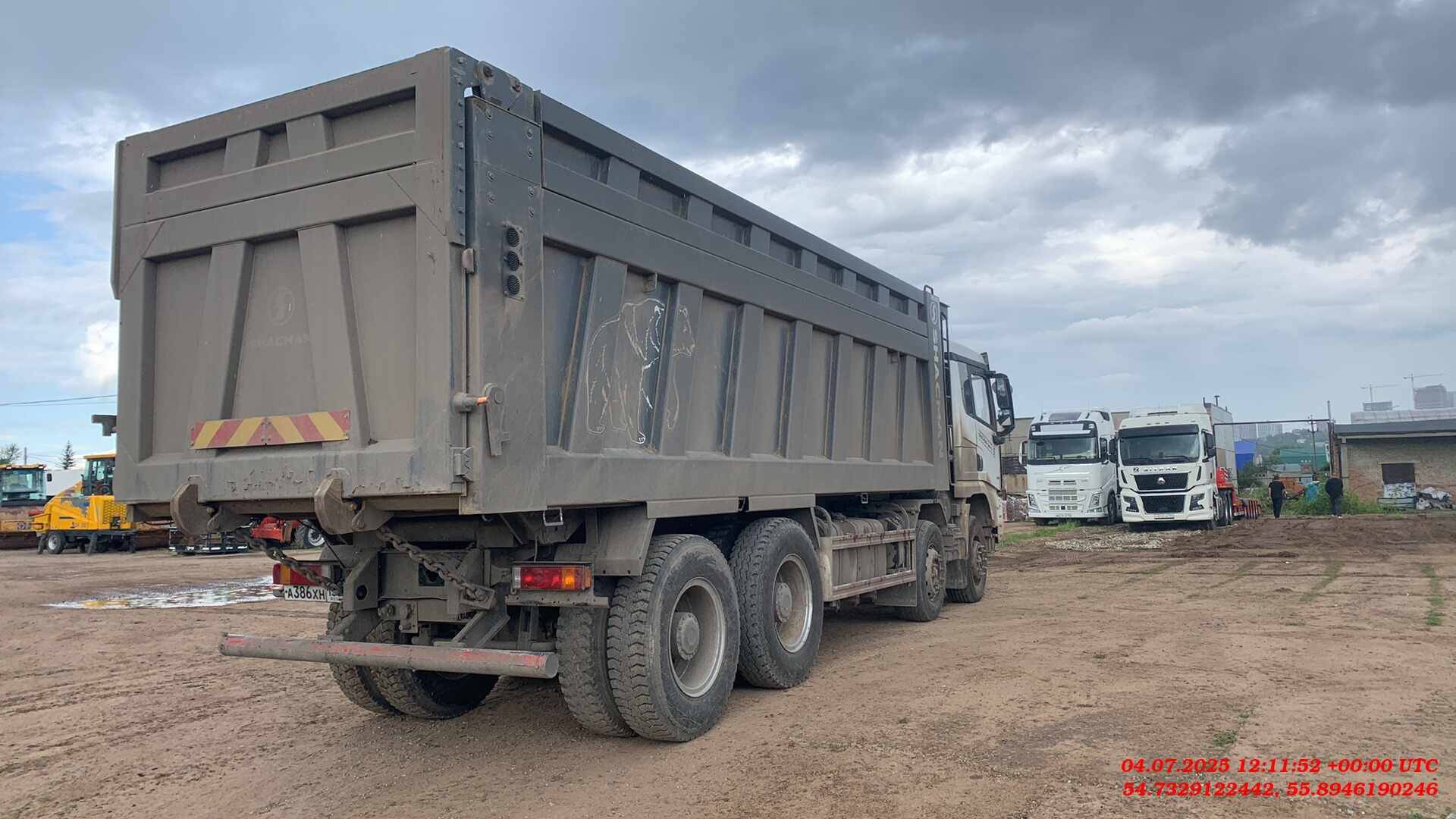 Shacman SX331863366,  123 655 км, 2024 года в лизинг