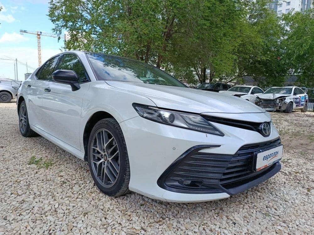 Toyota Camry, 2022 года в лизинг