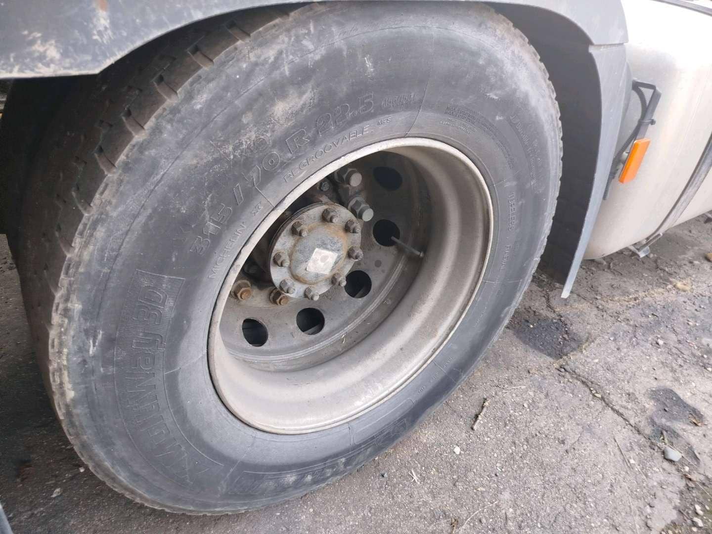 Mercedes-Benz Actros 1848 LS,  368 503 км, 2023 года в лизинг