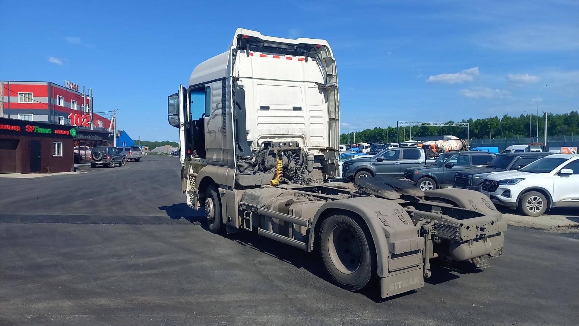 Sitrak C7H MAX ZZ4186V391HE,  298 516 км, 2023 года в лизинг