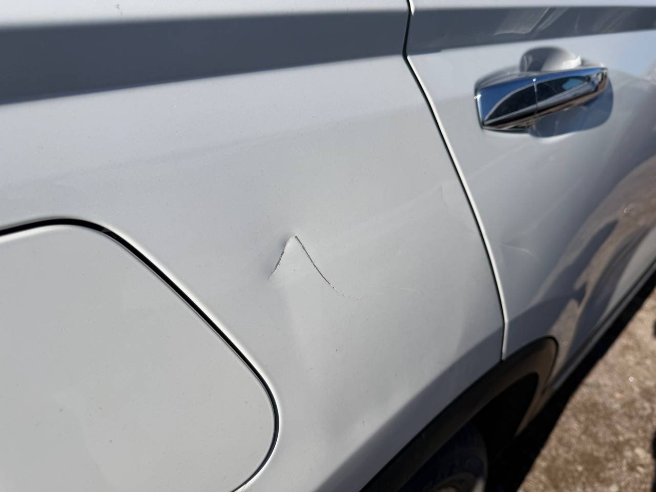 FAW Bestune T77,  72 289 км, 2023 года в лизинг