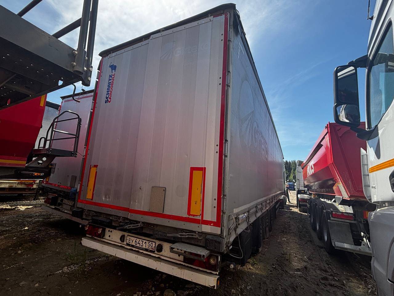 SCHMITZ Шторный 9084, 2017 года в лизинг