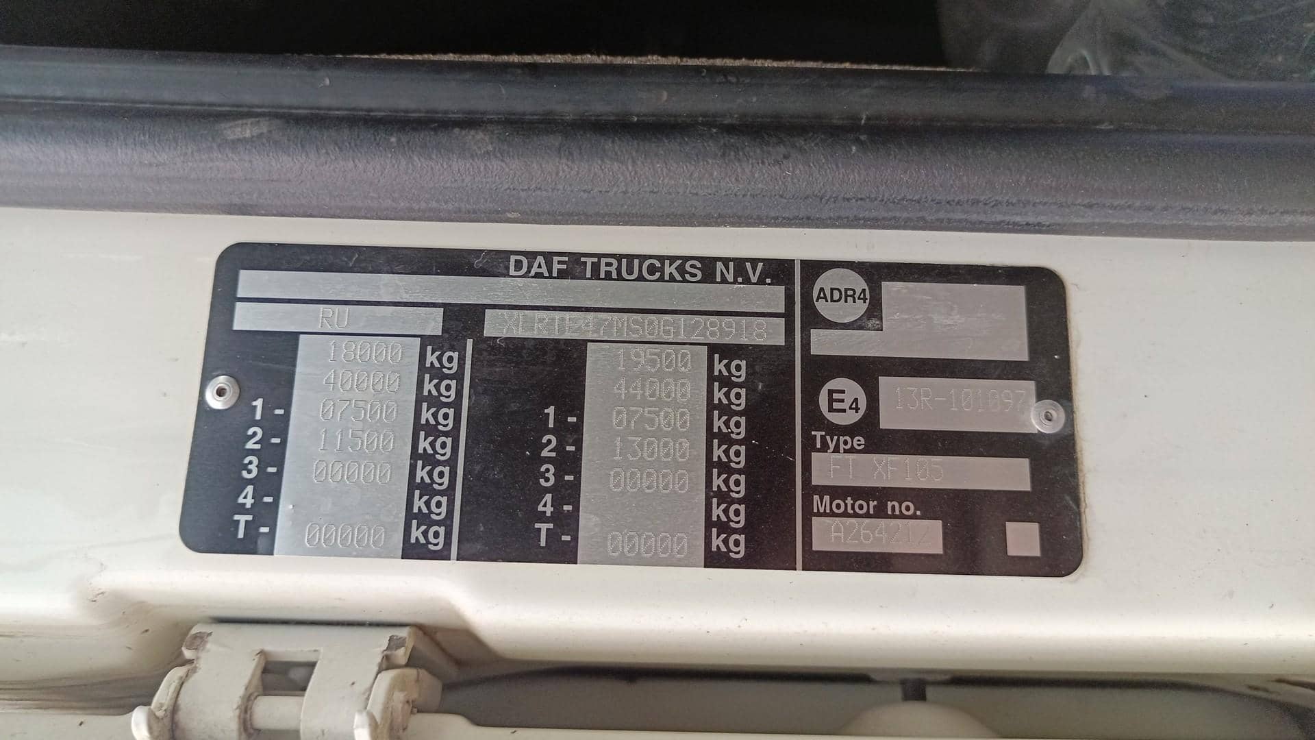 DAF XF105.460 FT 4x2 (Super Space Cab),  2 165 000 км, 2016 года в лизинг