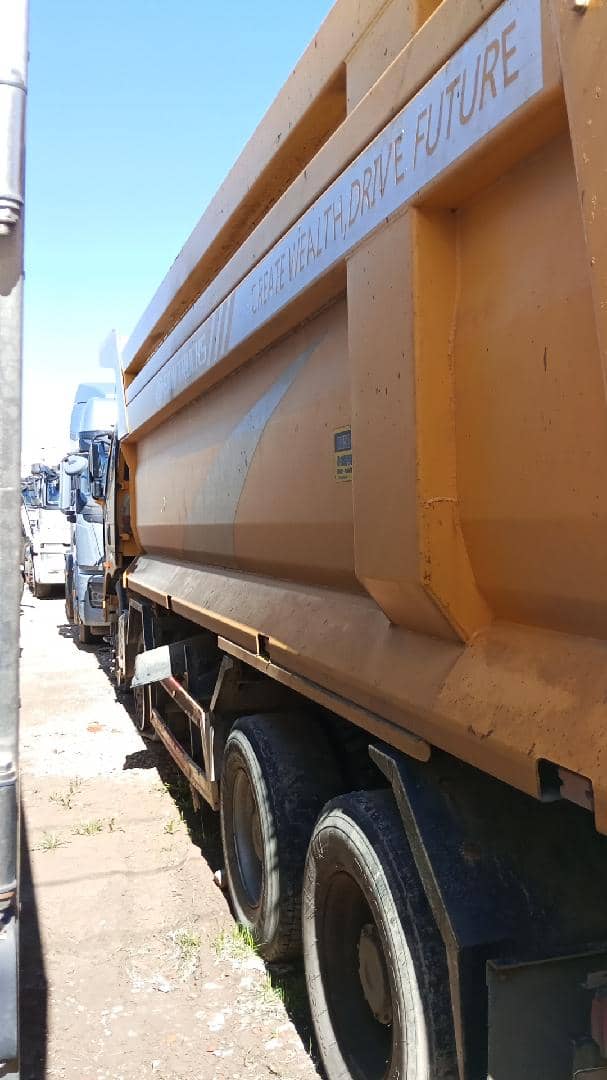 FAW CA3310P66K24T4E5 8х4,  116 984 км, 2023 года в лизинг