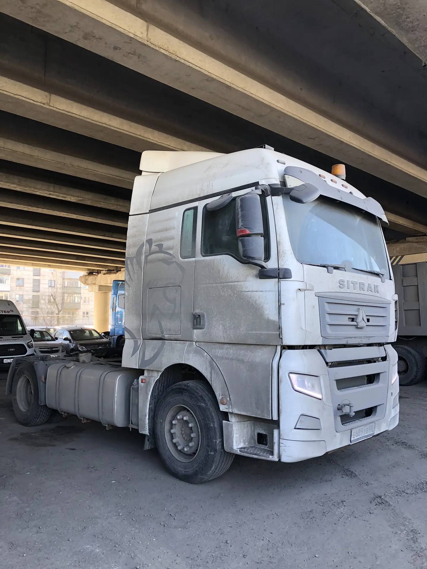 Sitrak C7H 4x2 ZZ4186V361HE,  397 475 км, 2023 года в лизинг
