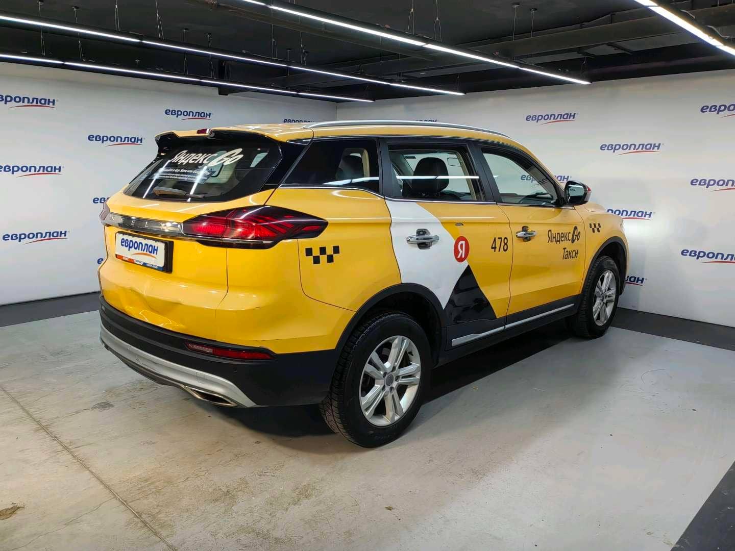 Geely Atlas Pro,  261 906 км, 2022 года в лизинг