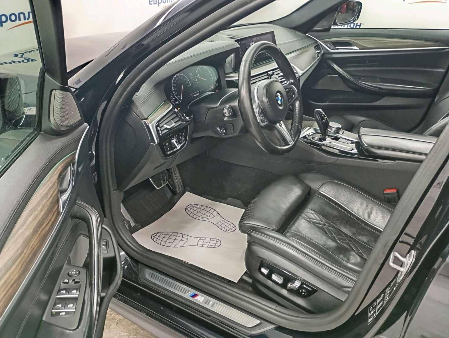 BMW 5 серия,  319 640 км, 2019 года в лизинг