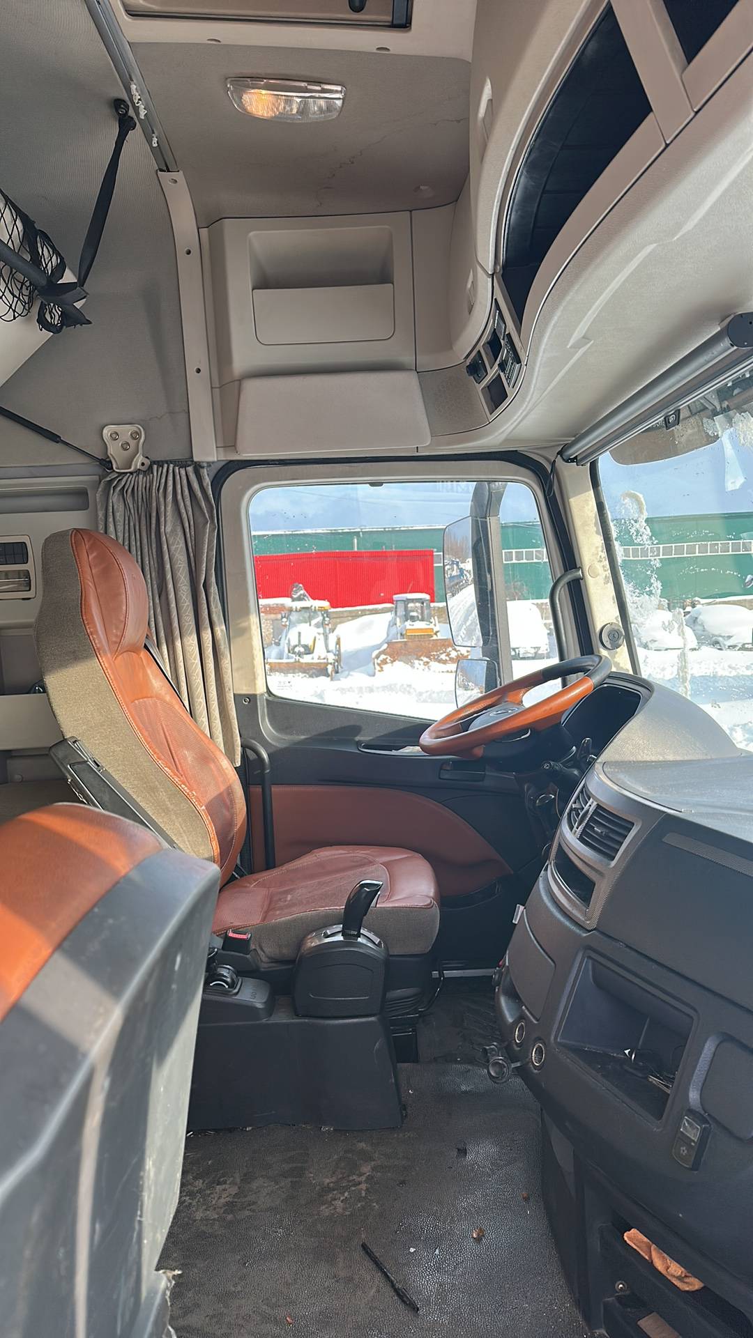 Foton AUMAN EST A 1846 AMT (4189SLFKA),  530 308 км, 2022 года в лизинг