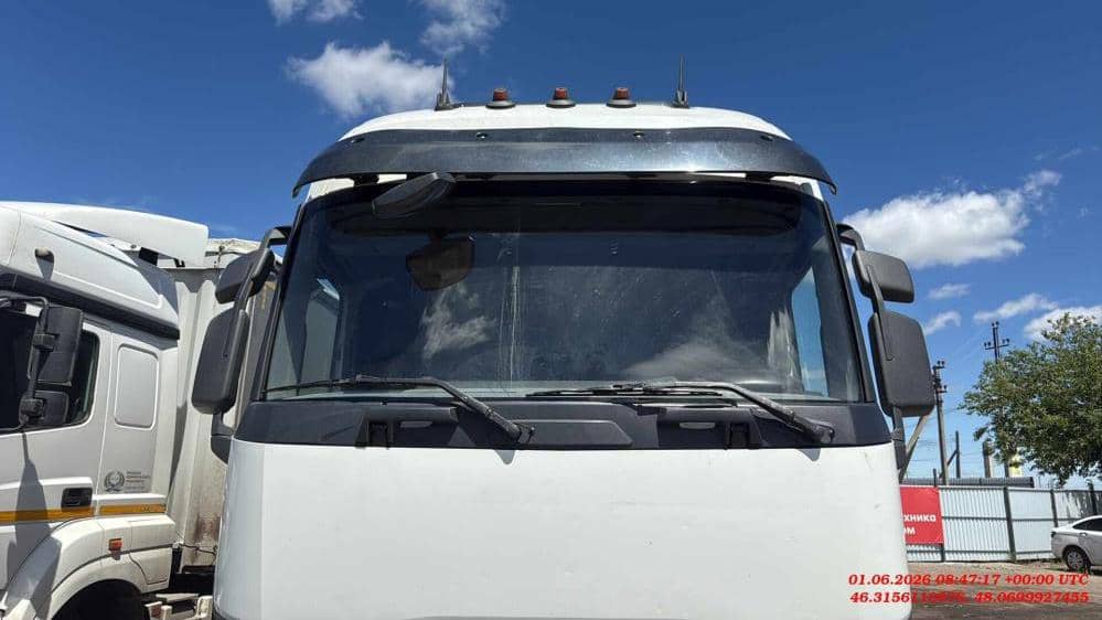 Renault T 440 4x2 (Sleeper Cab),  1 435 258 км, 2018 года в лизинг