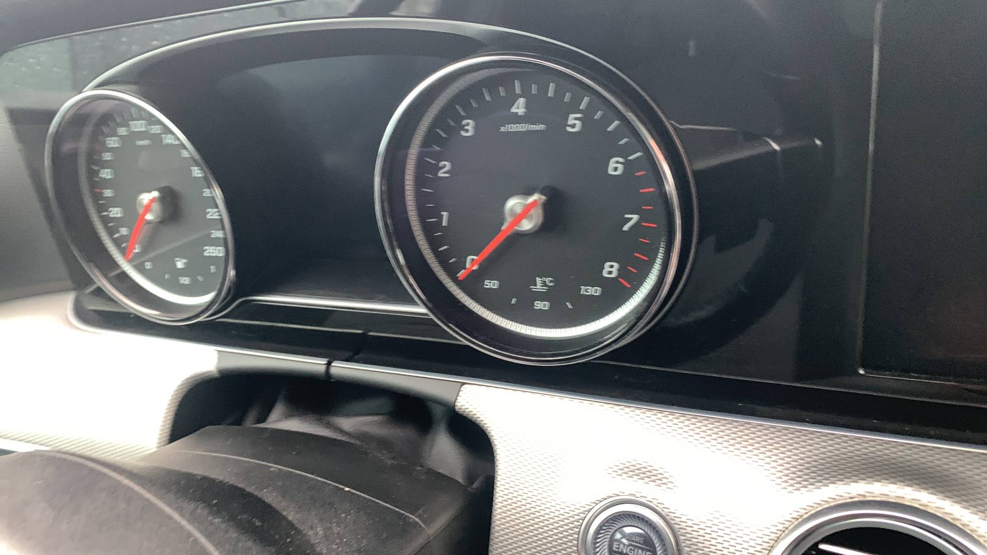 Mercedes-Benz E седан,  240 000 км, 2018 года в лизинг