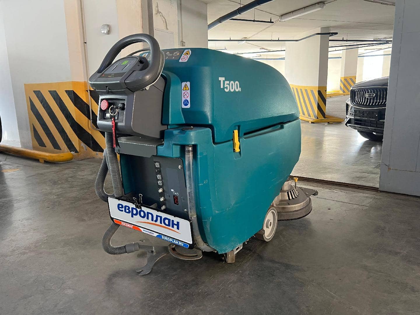 Tennant T500e 70D уборочная машина,  616 км, 2022 года в лизинг