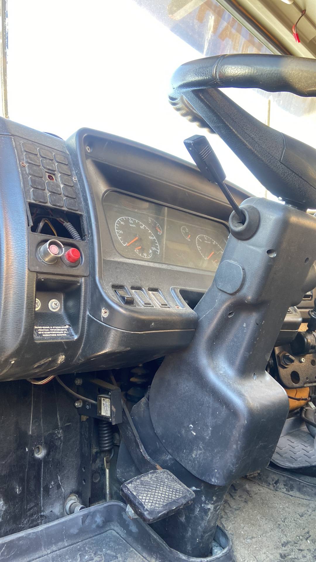 КАМАЗ 6522-RG Смесительно-зарядная машина TDR 12-10 ,  58 169 км, 2016 года в лизинг