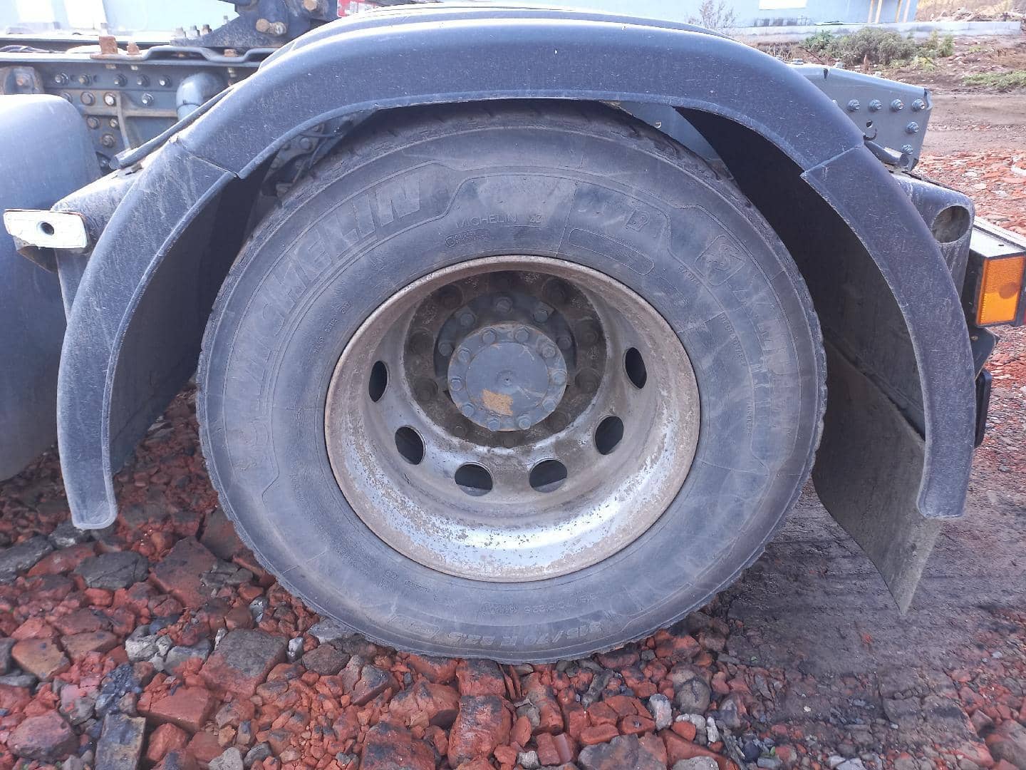 Sitrak C7H 4x2 ZZ4186V361HE,  225 282 км, 2023 года в лизинг