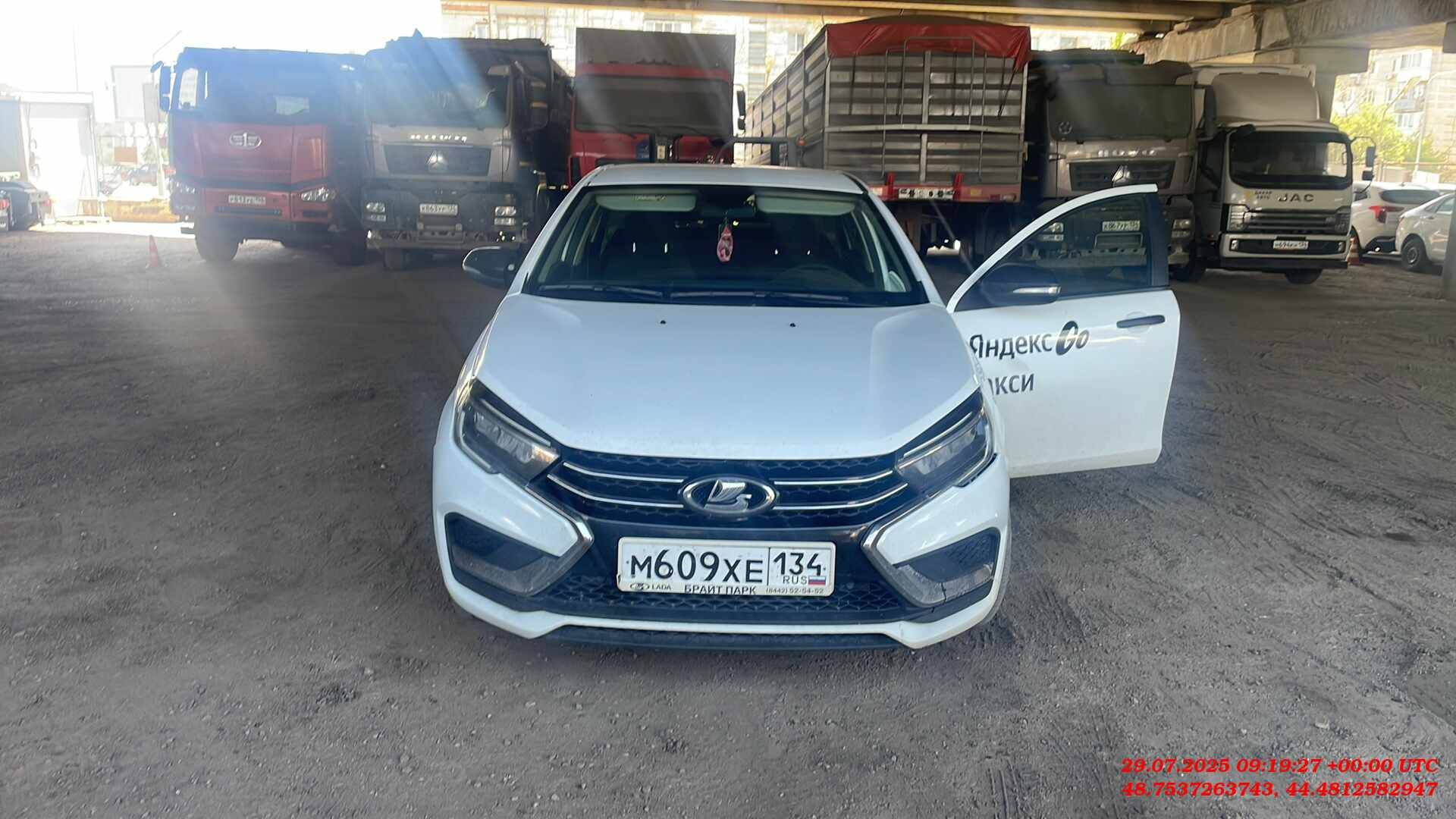 Lada Vesta седан,  130 234 км, 2023 года в лизинг