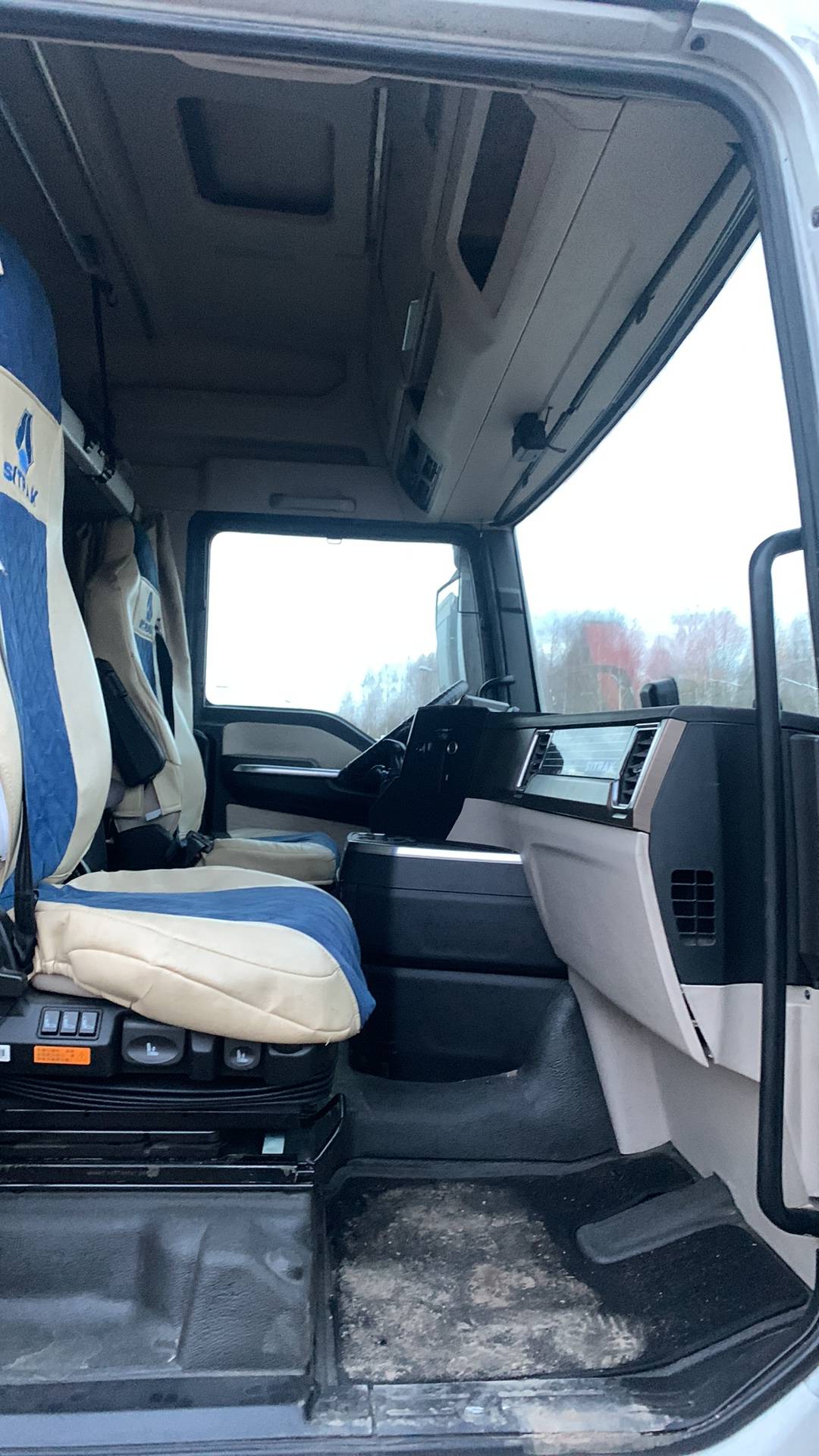 Sitrak C7H MAX ZZ4186V391HE,  325 985 км, 2023 года в лизинг