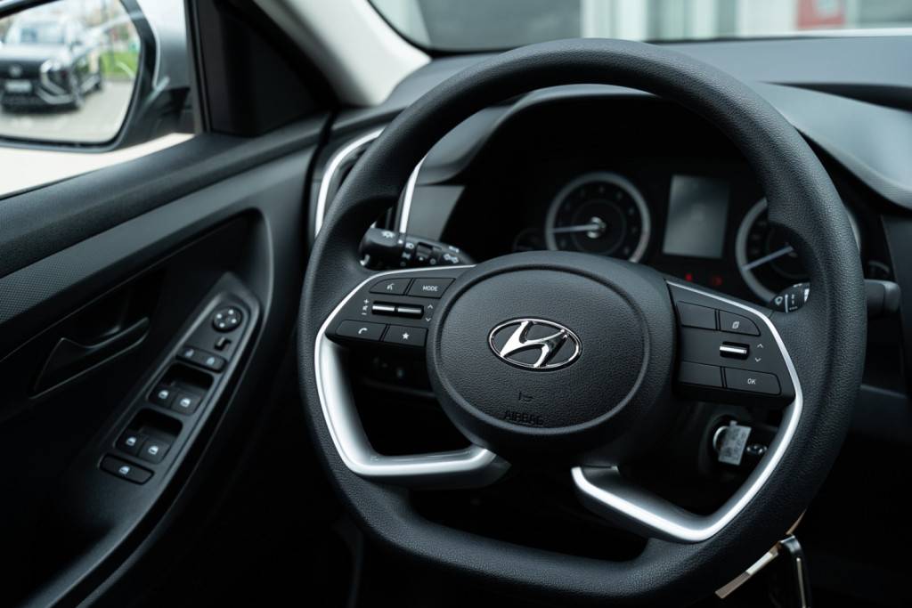 Solaris HC Prime 1.6 6AT 2WD