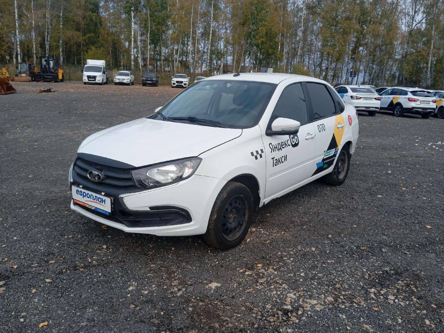 Lada Granta седан,  191 663 км, 2023 года в лизинг