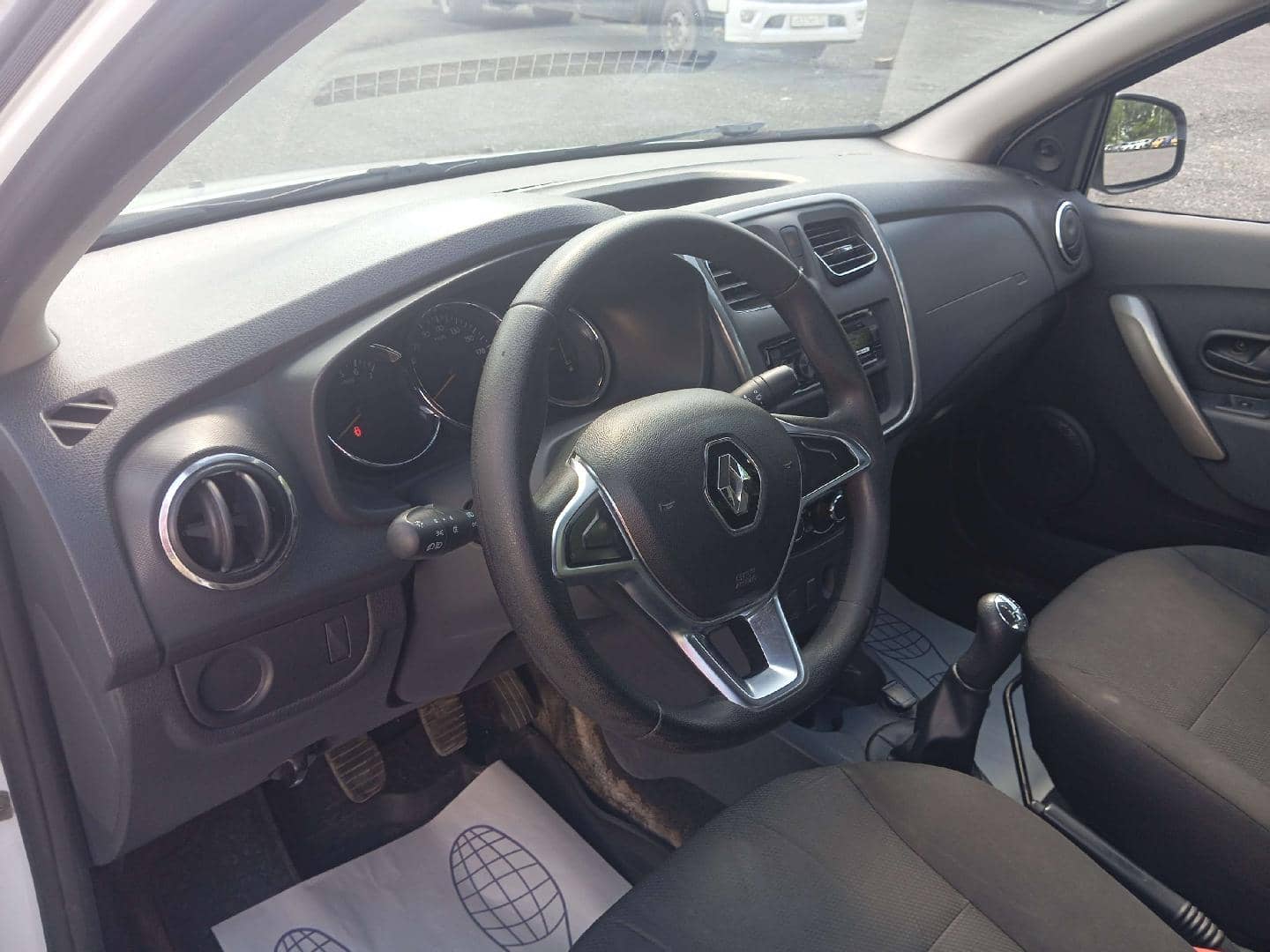 Renault Logan II,  163 107 км, 2019 года в лизинг