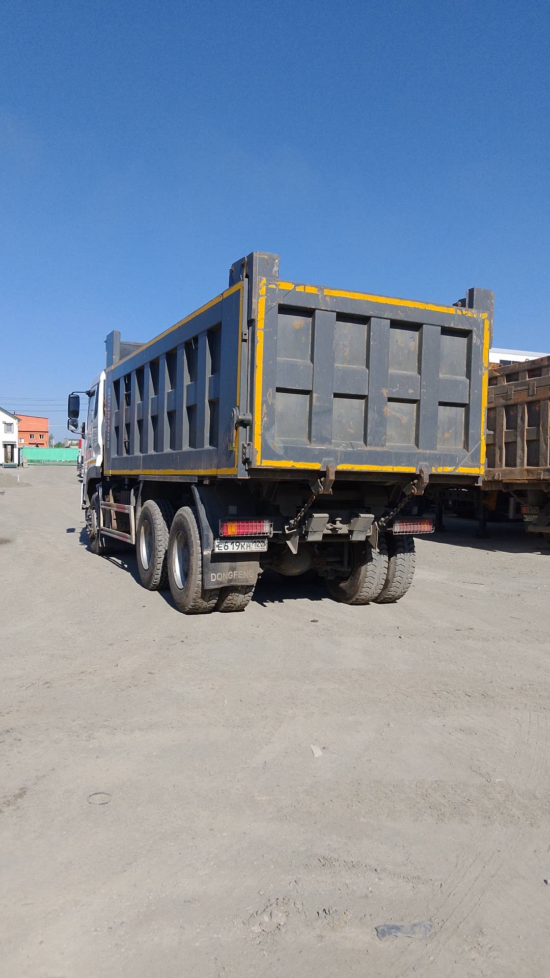 DongFeng DFH 3330 A 80 6x4,  25 634 км, 2023 года в лизинг