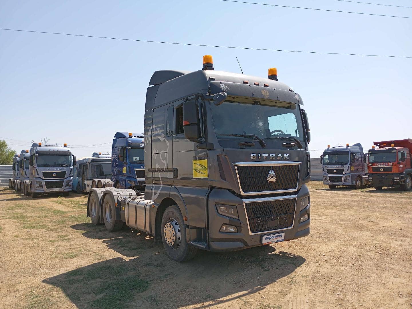 Sitrak С7Н MAX 6×4 ZZ4256V364HE,  180 049 км, 2023 года в лизинг