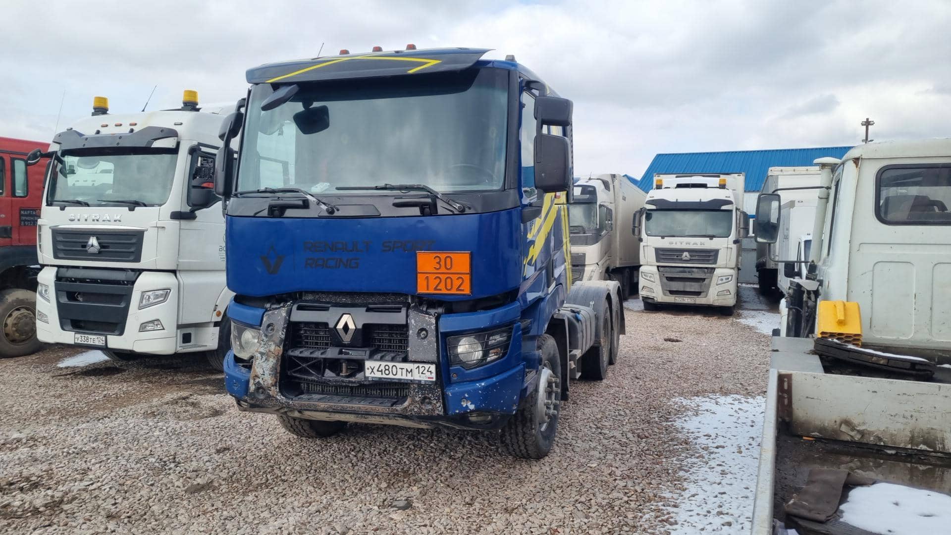 Renault C 440 6X4 (Sleeper Cab),  740 481 км, 2018 года в лизинг