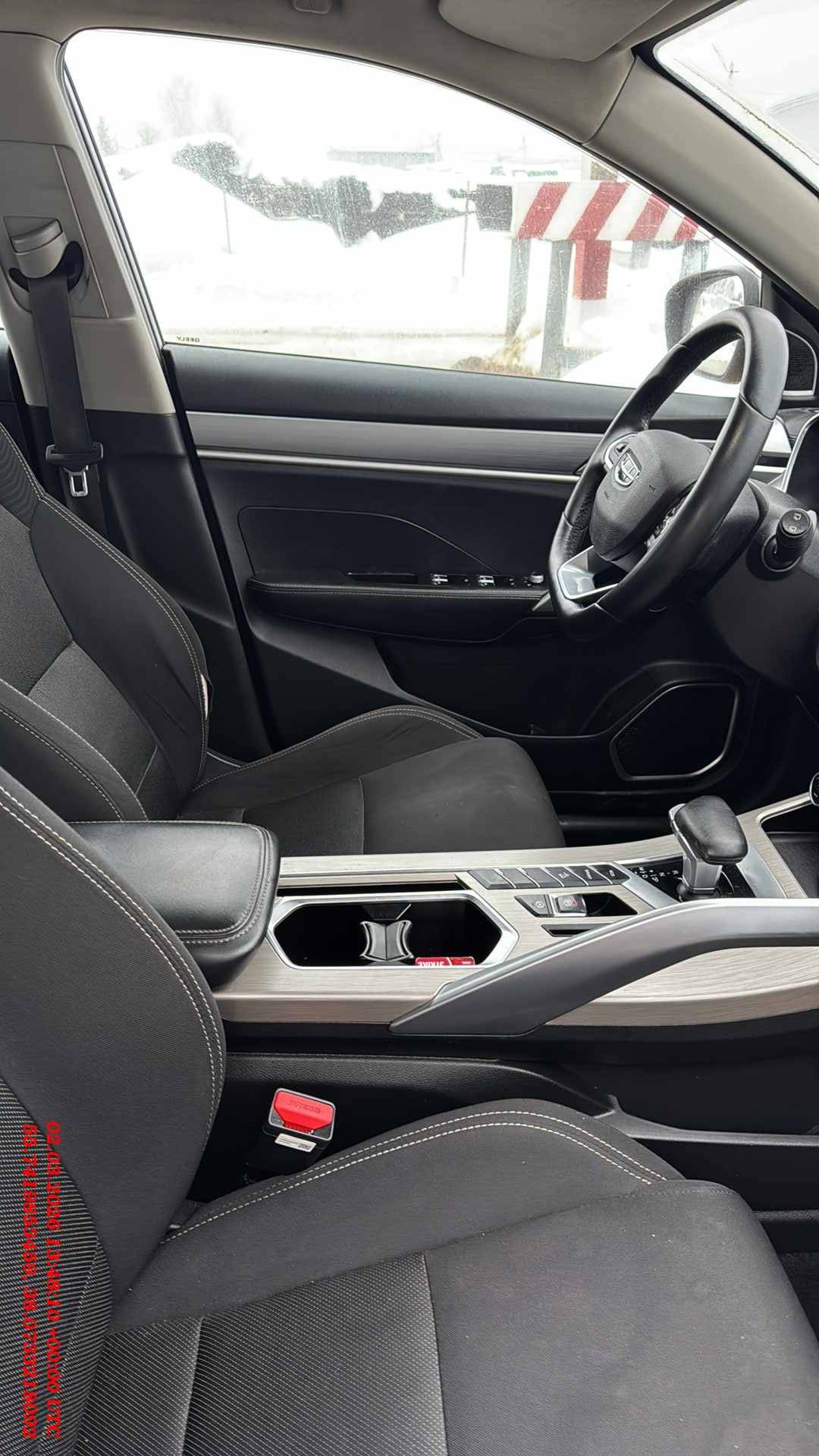 Geely Coolray,  245 874 км, 2023 года в лизинг