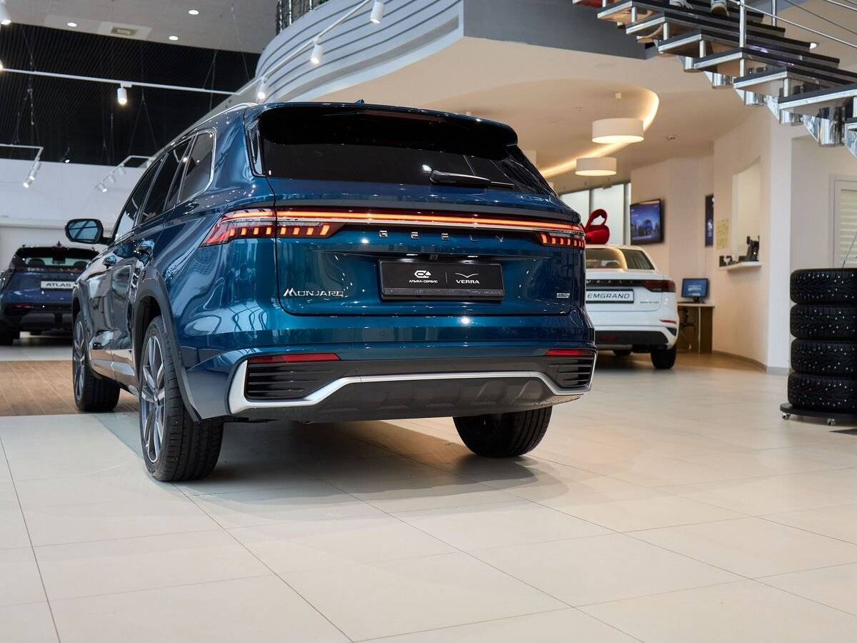 Geely Monjaro Exclusive 2.0T (238 hp) 8AT 4WD