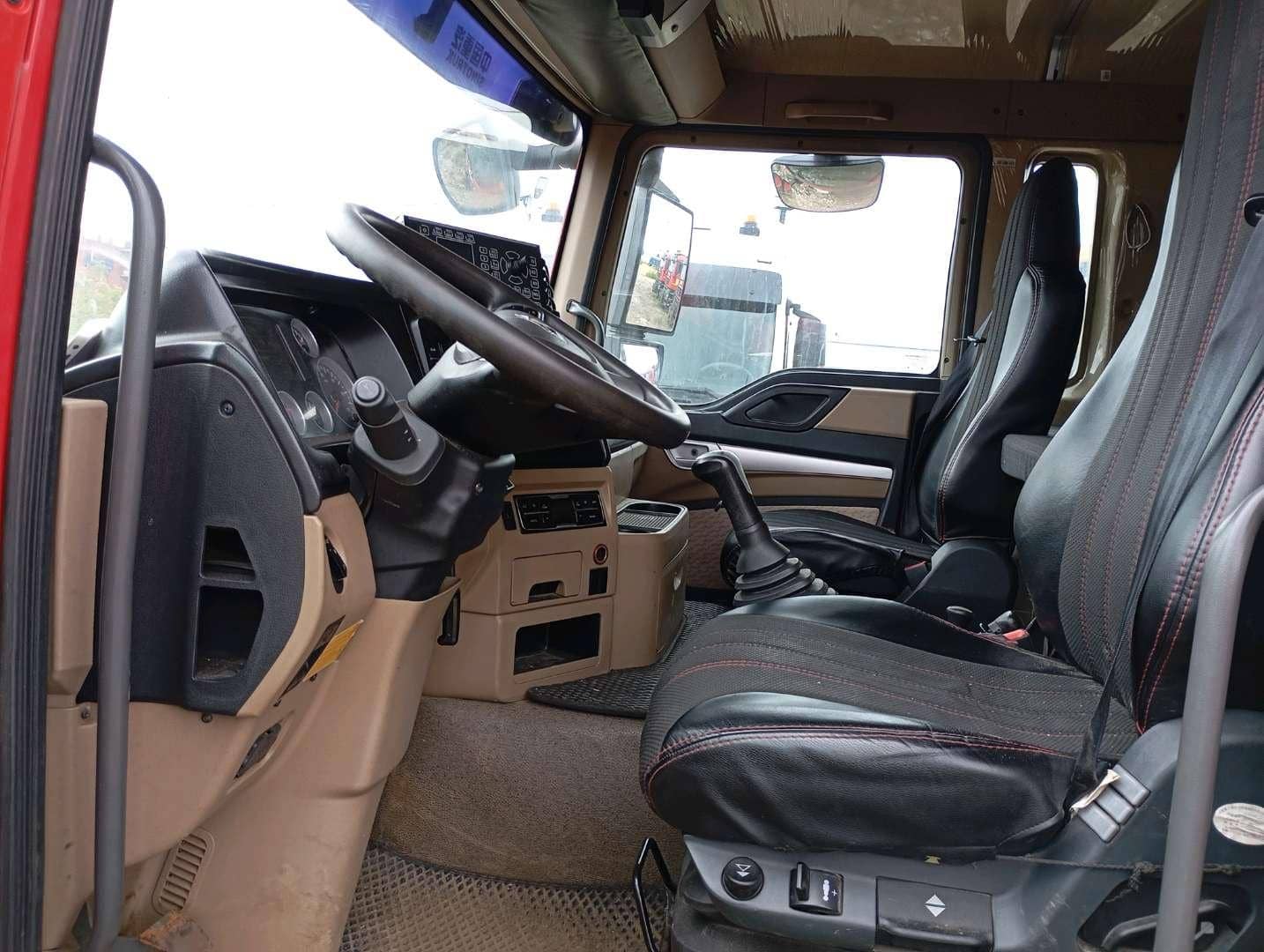 HOWO ZZ3256V384GE 6x4,  143 944 км, 2023 года в лизинг