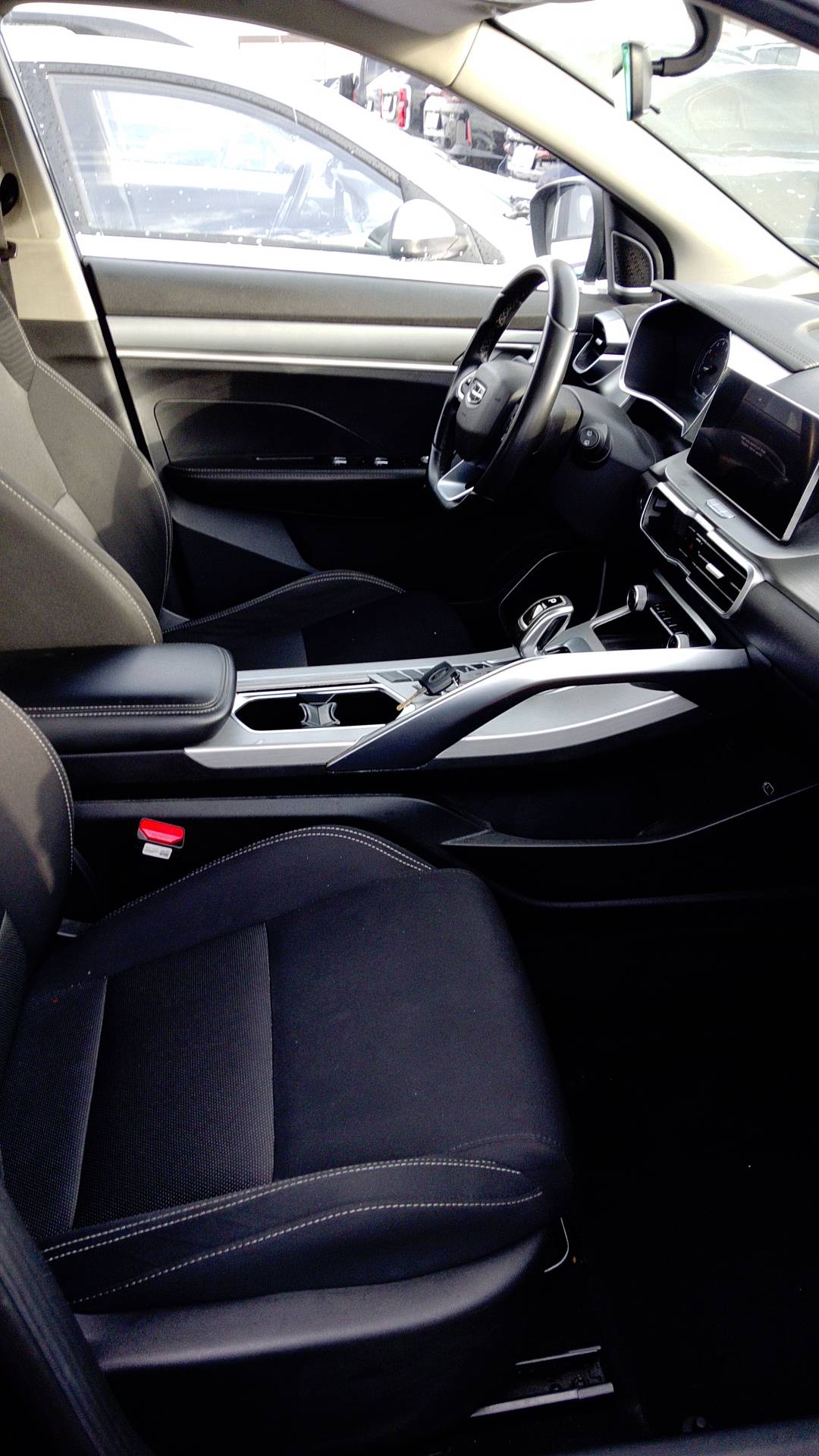 Geely Coolray,  324 607 км, 2022 года в лизинг