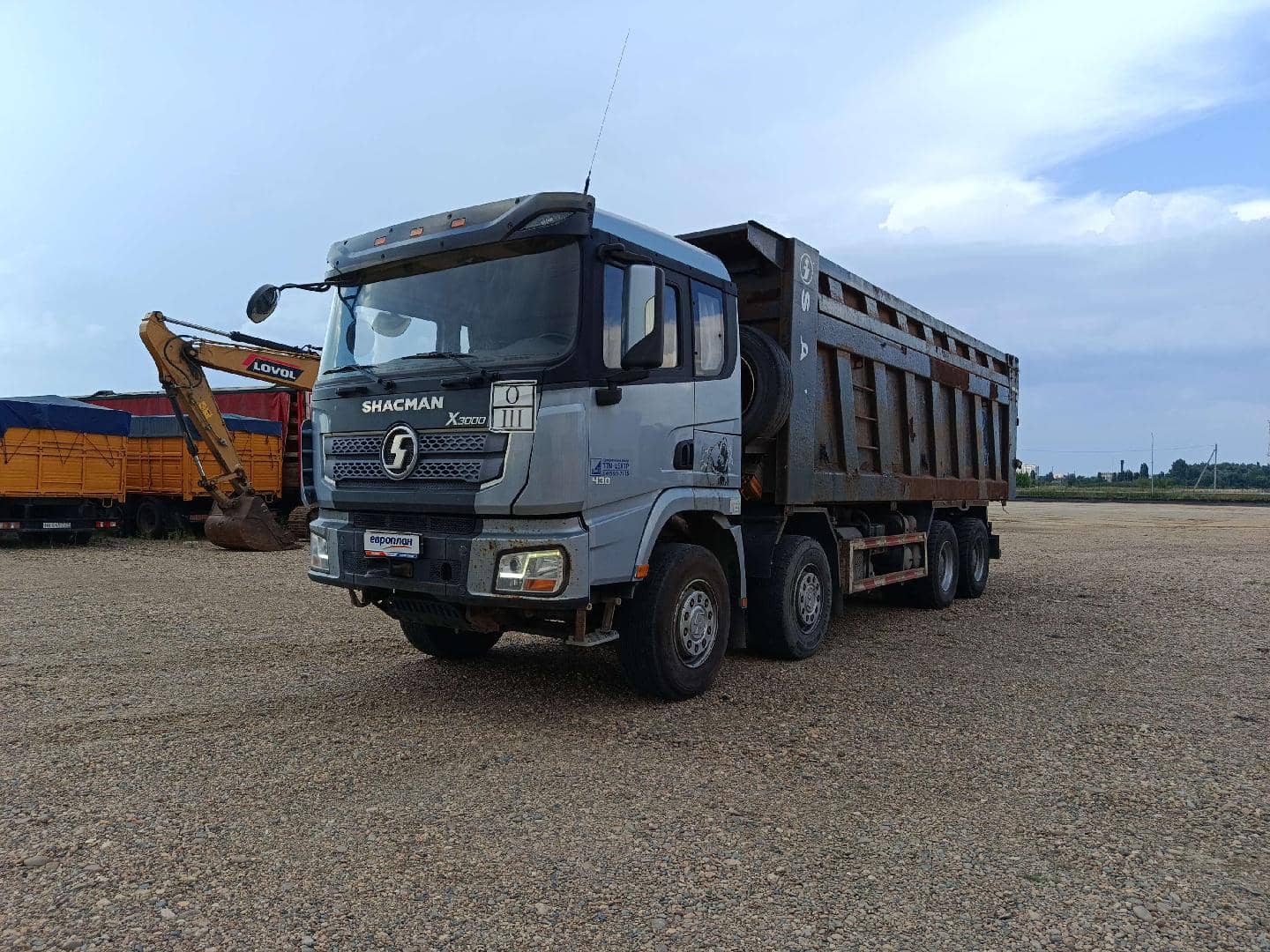 Shacman SX3316DV366