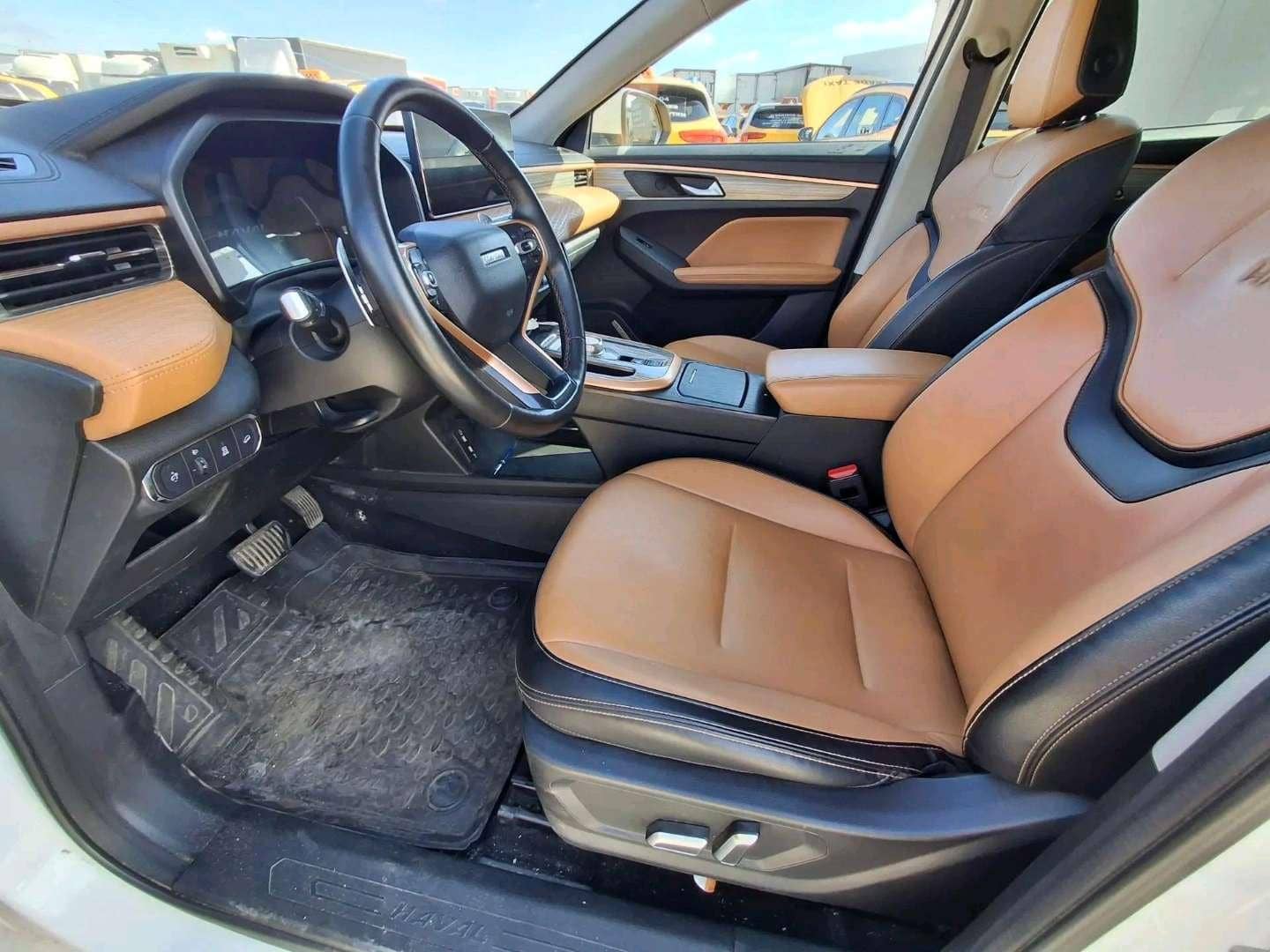 Haval Jolion,  260 619 км, 2023 года в лизинг
