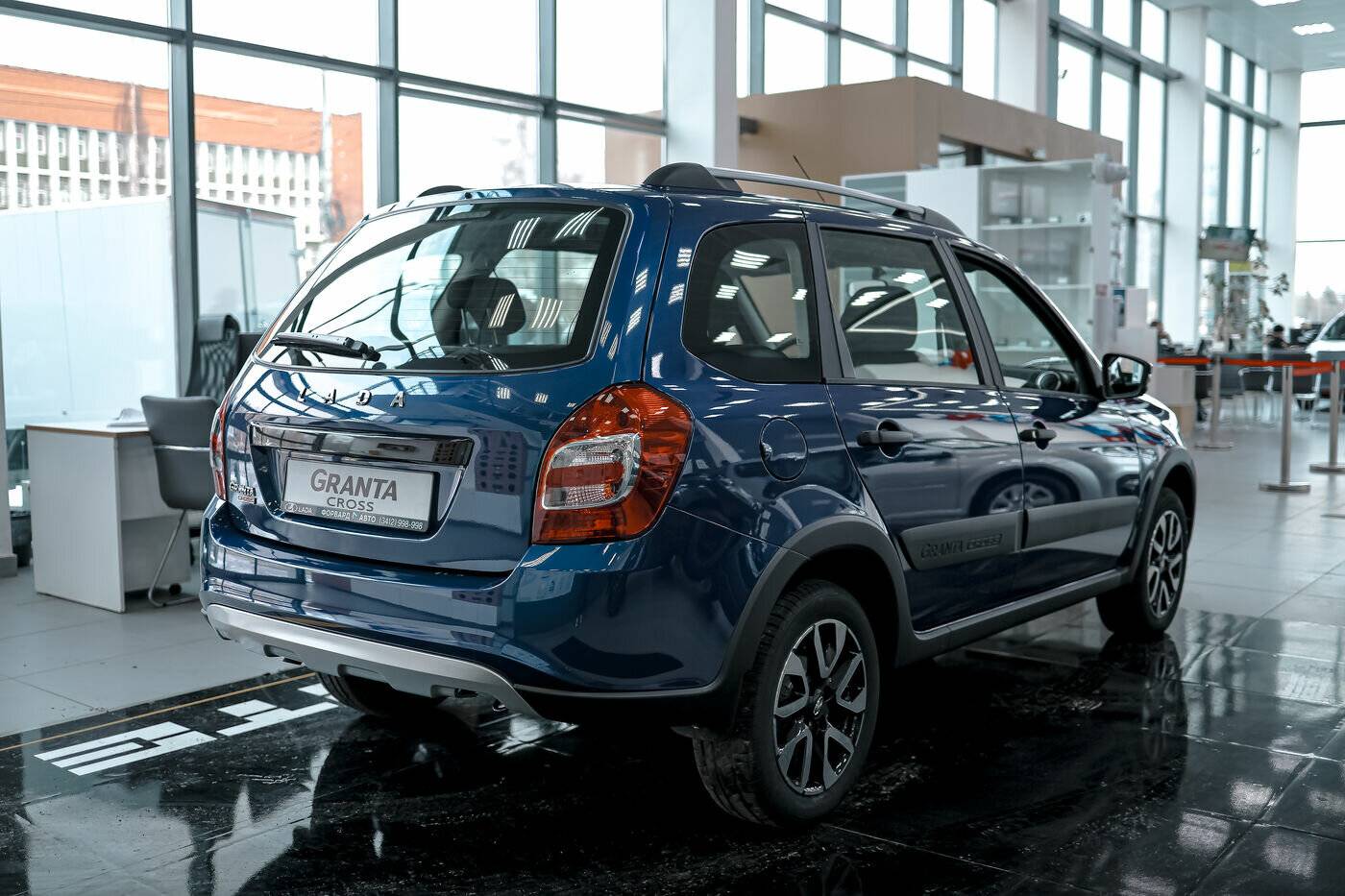 Lada Granta Cross Comfort 24 1.6 106hp 5MT