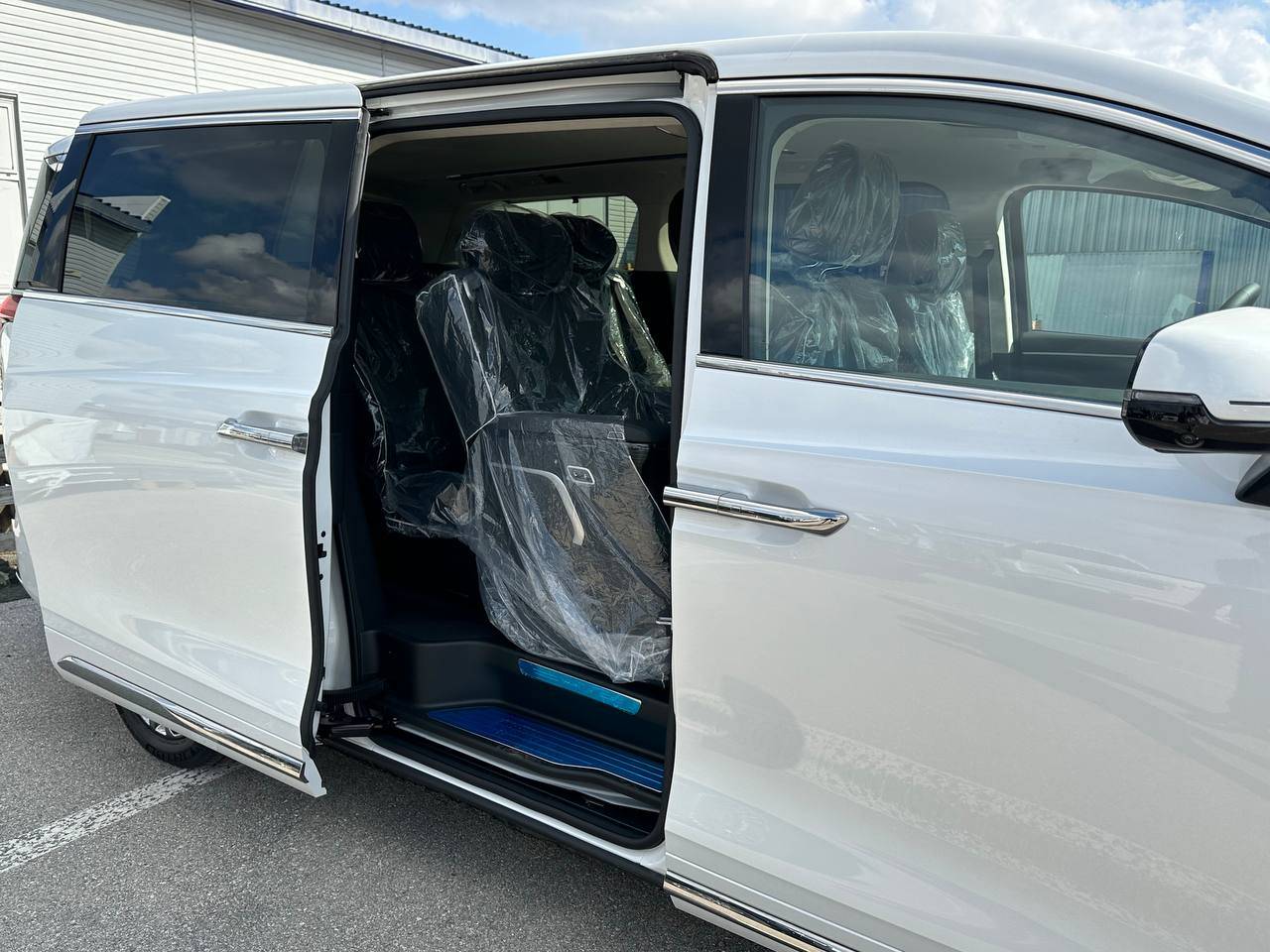 Wey 80 PHEV 1.5 T DHT 4WD Business Lounge