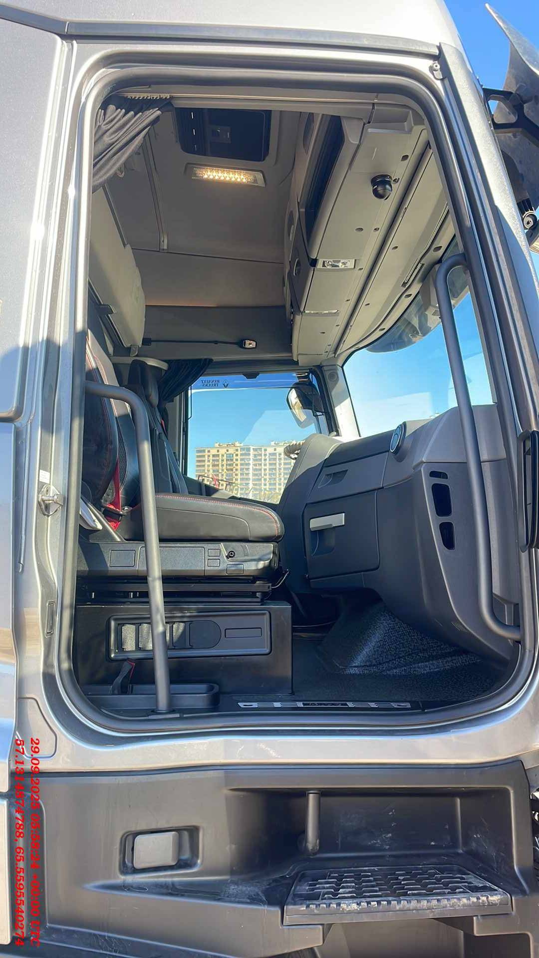 Renault T 520 4x2 (High Sleeper Cab),  377 894 км, 2022 года в лизинг