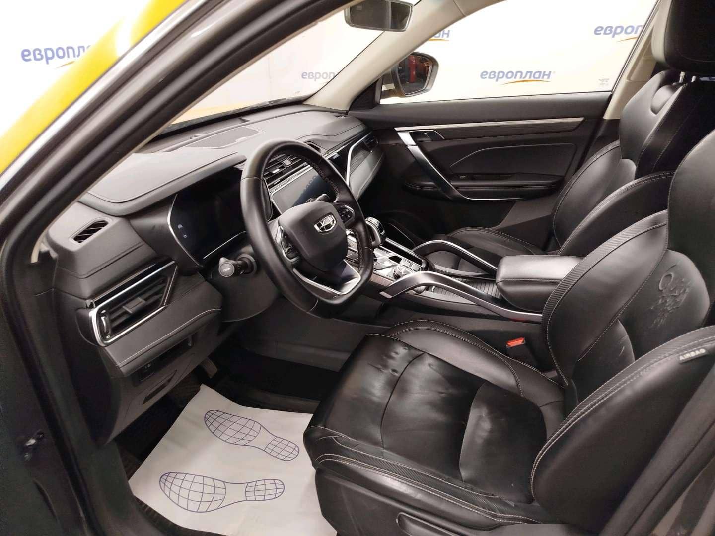 Geely Atlas Pro,  283 586 км, 2023 года в лизинг
