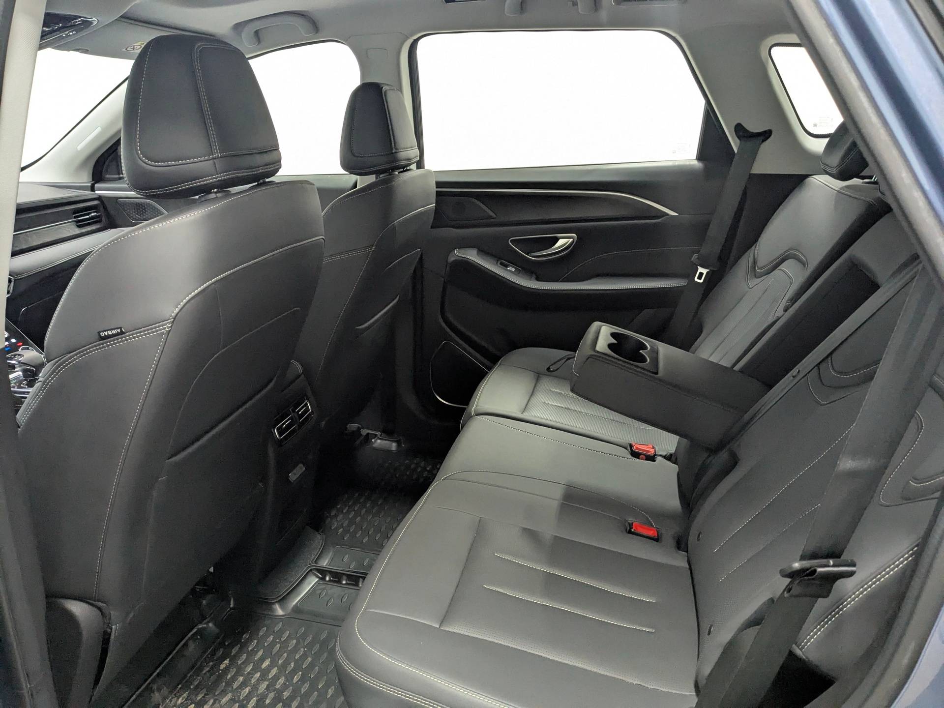 Jetour X90 Plus 1.6TGDI-7DCT Comfort