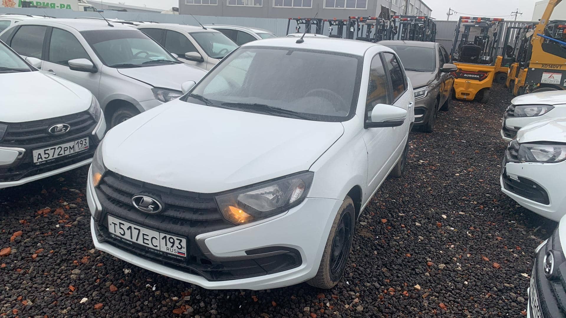 Lada Granta седан,  200 241 км, 2022 года в лизинг