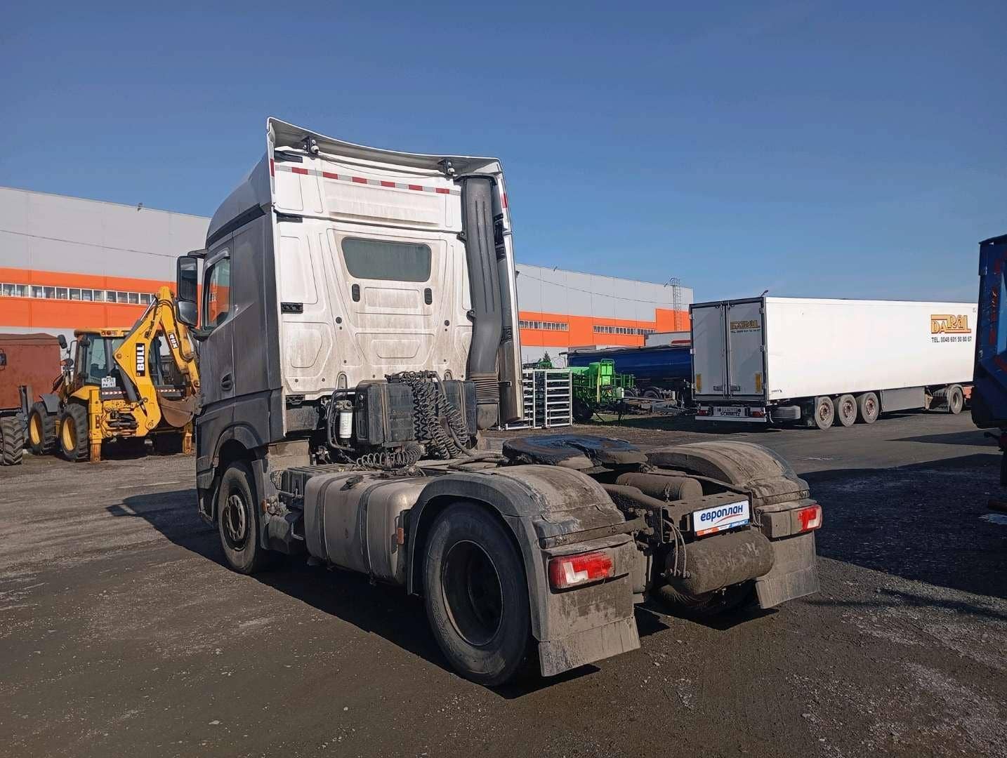 Mercedes-Benz Actros 1853,  298 528 км, 2023 года в лизинг